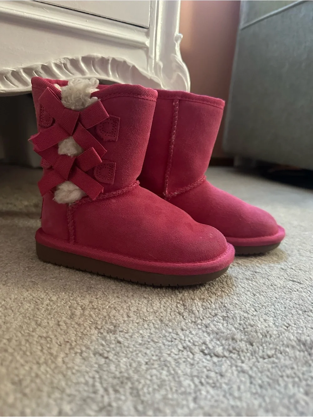 Small pink boot with fleece interior